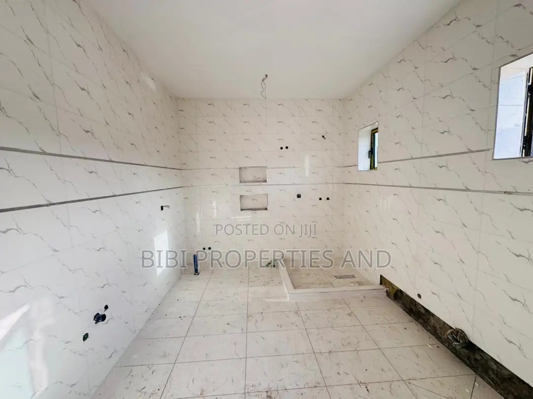 5bdrm Duplex in Katampe Extension for sale in Katampe Extension