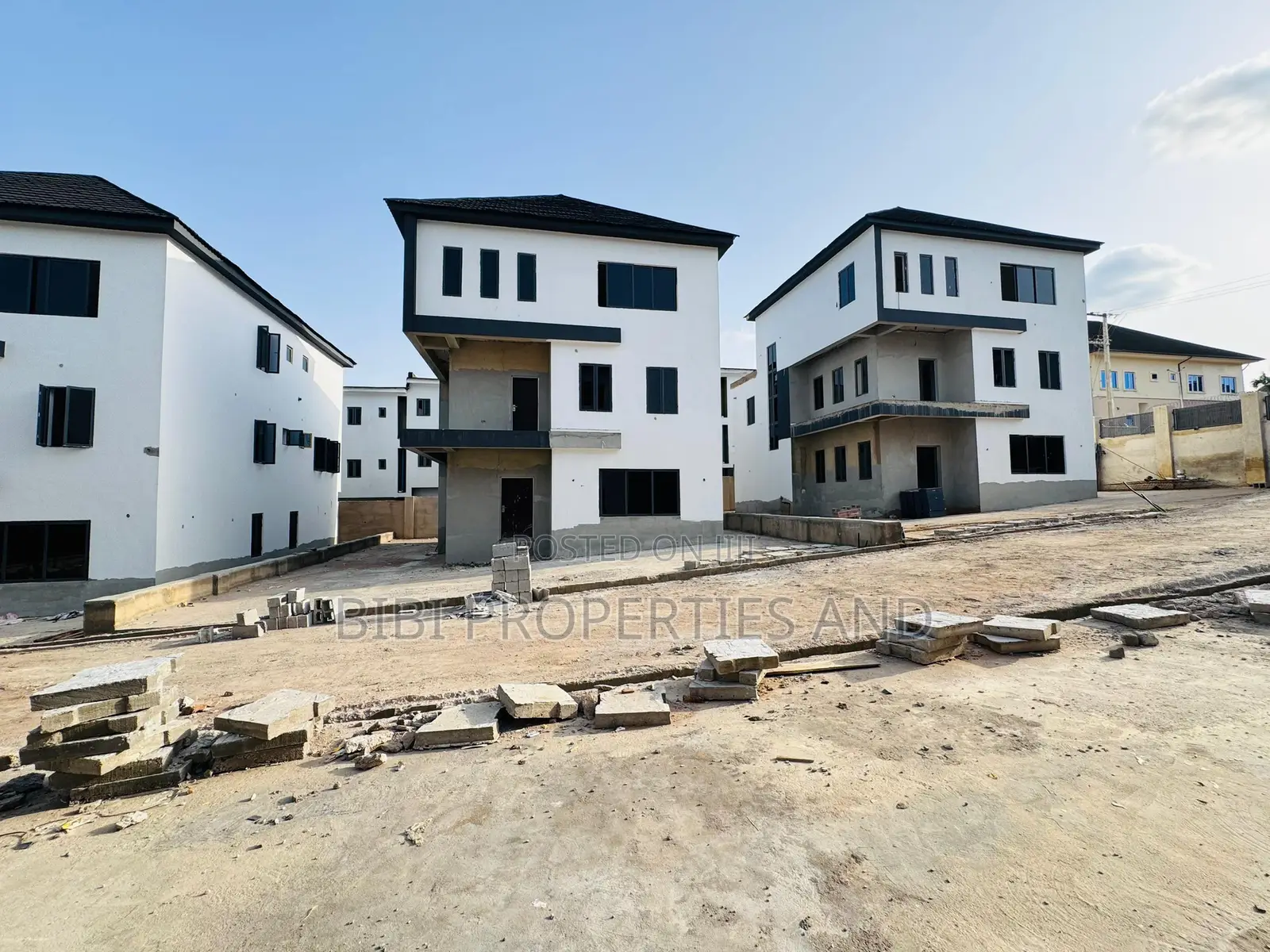 5bdrm Duplex in Katampe Extension for sale in Katampe Extension