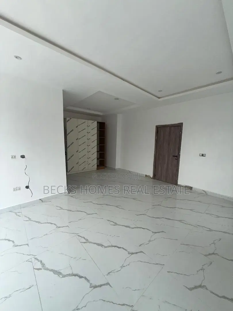 4bdrm Duplex in Opebi for sale in Opebi