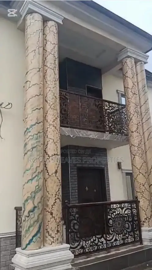 4bdrm Duplex in Uzoba for sale in Uzoba