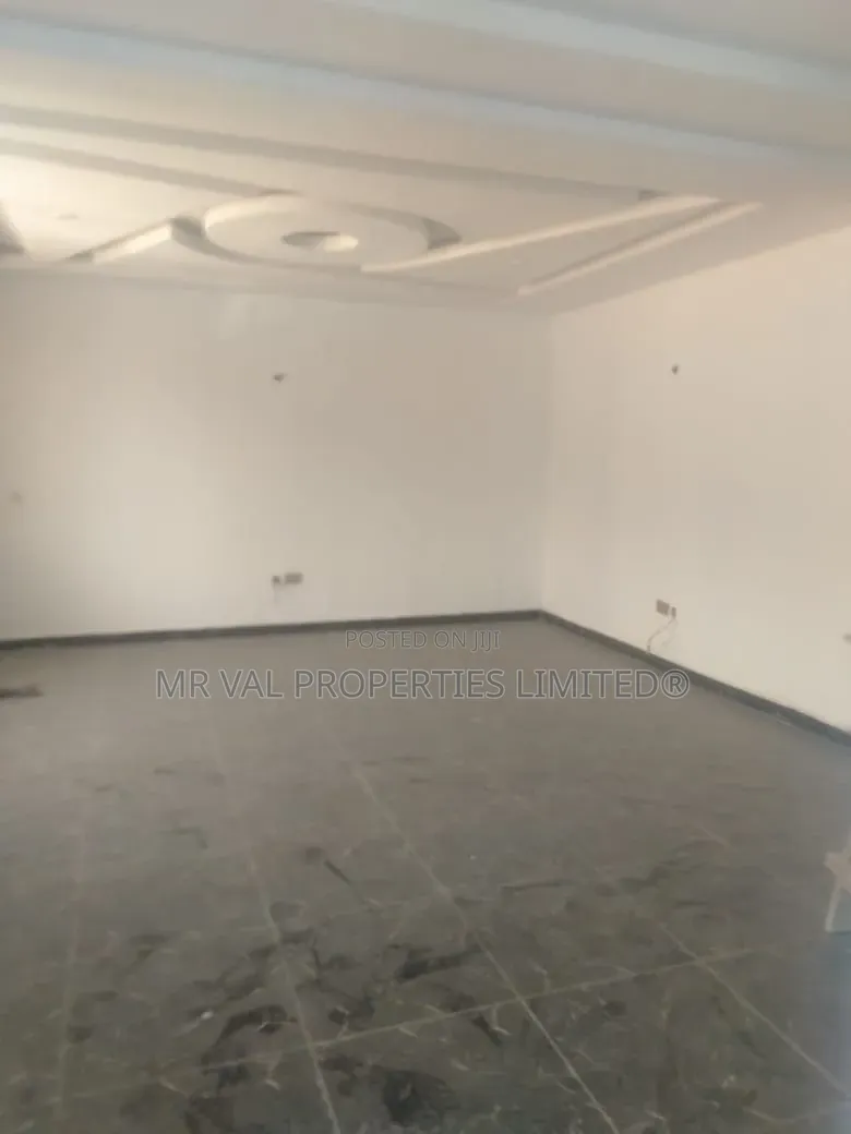 4bdrm Townhouse/Terrace in Dantata Estate, Bunkoro for sale in Bunkoro