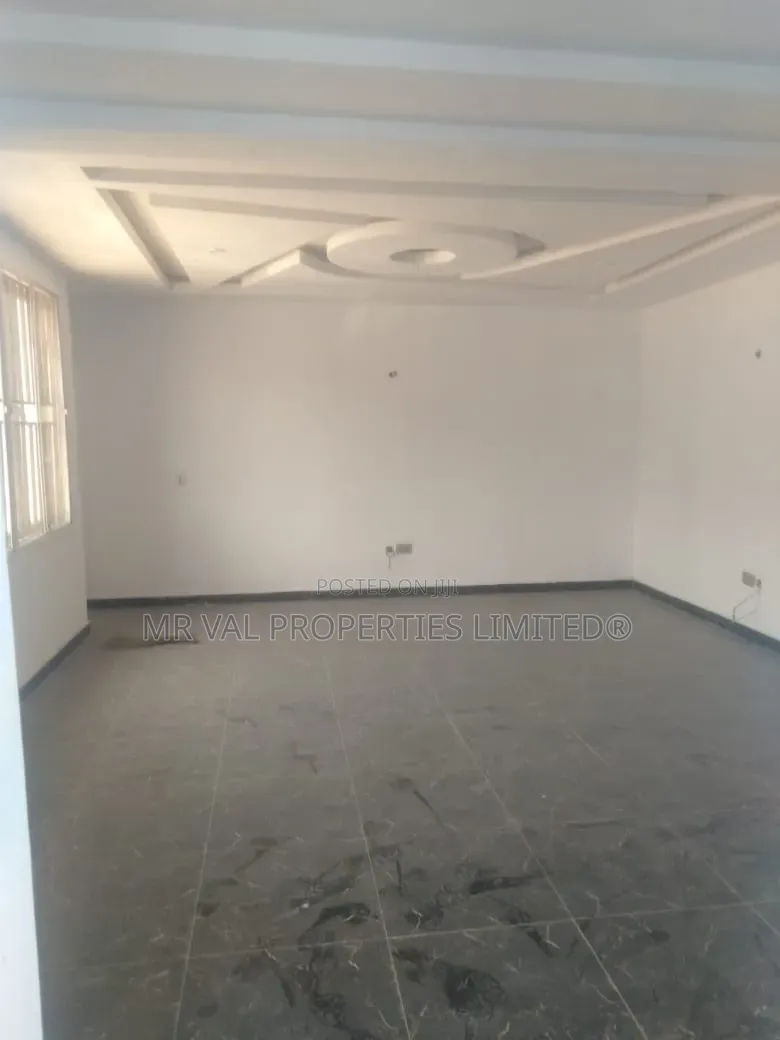 4bdrm Townhouse/Terrace in Dantata Estate, Bunkoro for sale in Bunkoro