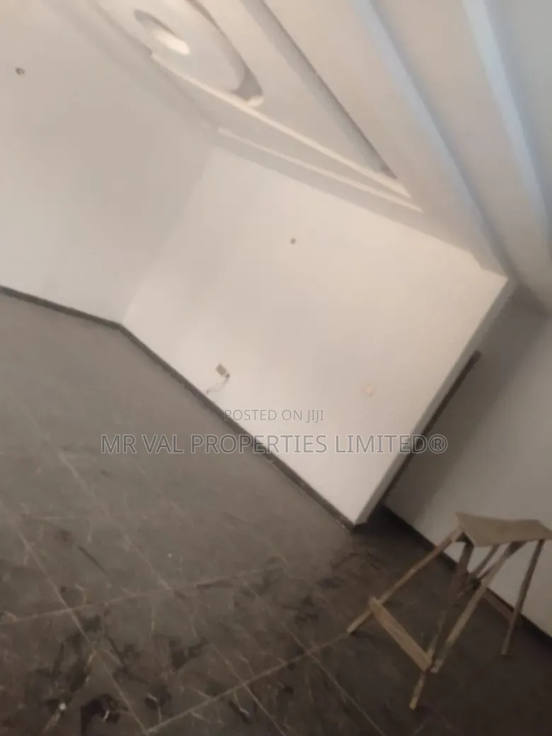 4bdrm Townhouse/Terrace in Dantata Estate, Bunkoro for sale in Bunkoro