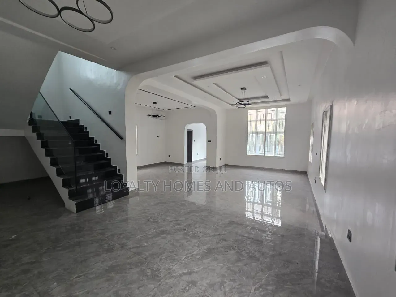 5bdrm House in Lekki Phase 1 for rent in Lekki Phase 1