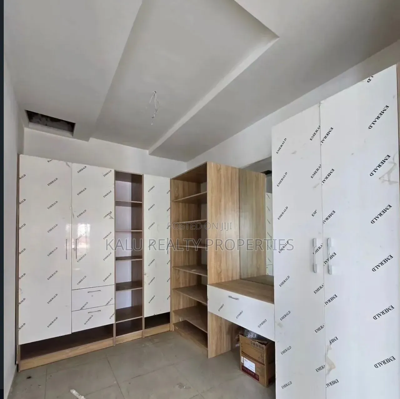 5bdrm Duplex in Orchid Road, Lekki Phase 2 for sale in Lekki Phase 2