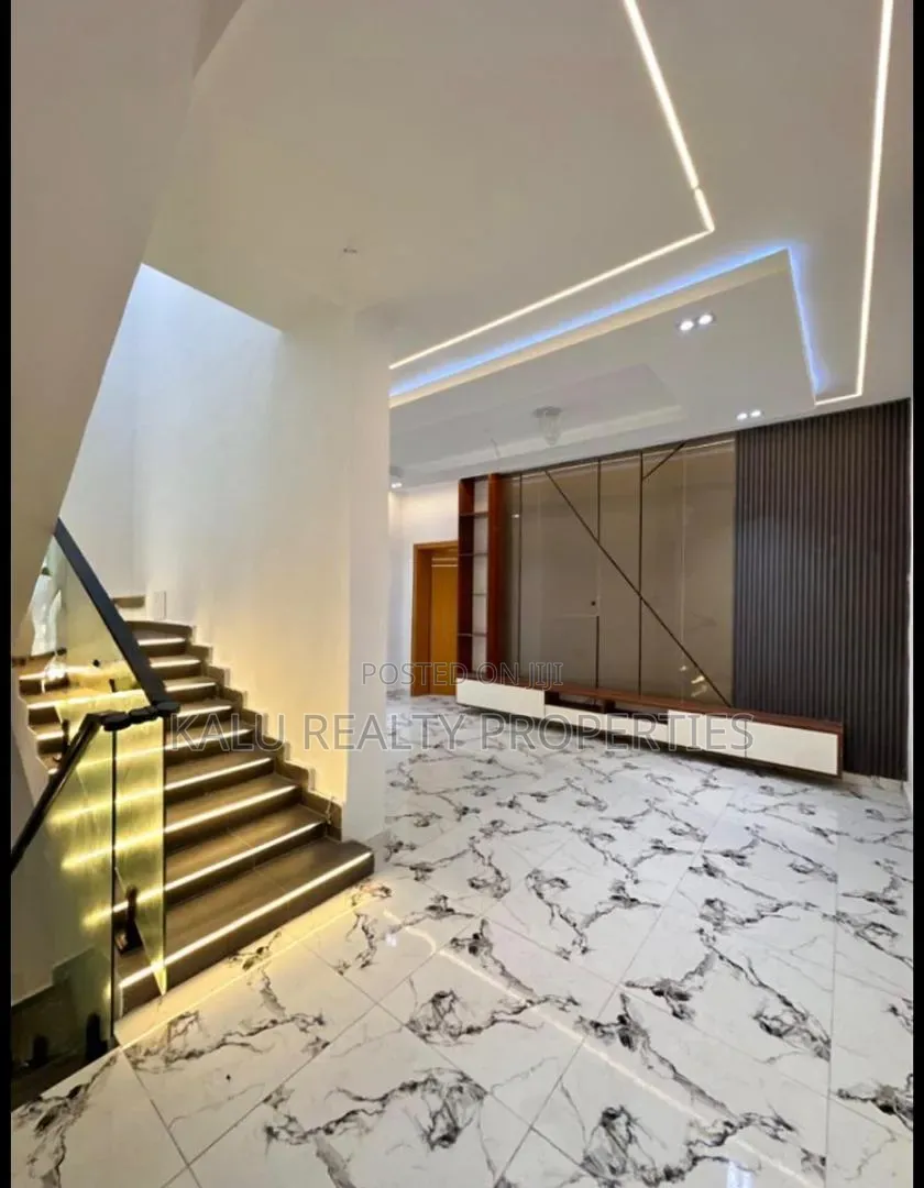 4bdrm Duplex in Orchid Road, Lekki Phase 2 for sale in Lekki Phase 2