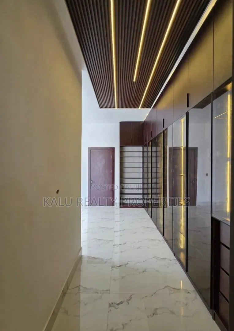 5bdrm Duplex in Ajah, Abraham Adesanya Estate for sale in Abraham Adesanya Estate