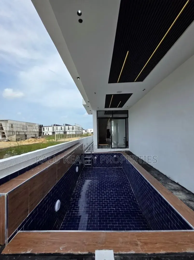 5bdrm Duplex in Ajah, Abraham Adesanya Estate for sale in Abraham Adesanya Estate