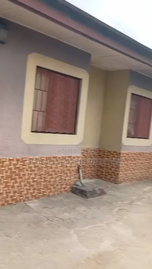 4bdrm Block of Flats in Rumuahalu for sale in Rumuahalu