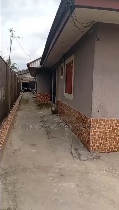 4bdrm Block of Flats in Rumuahalu for sale in Rumuahalu