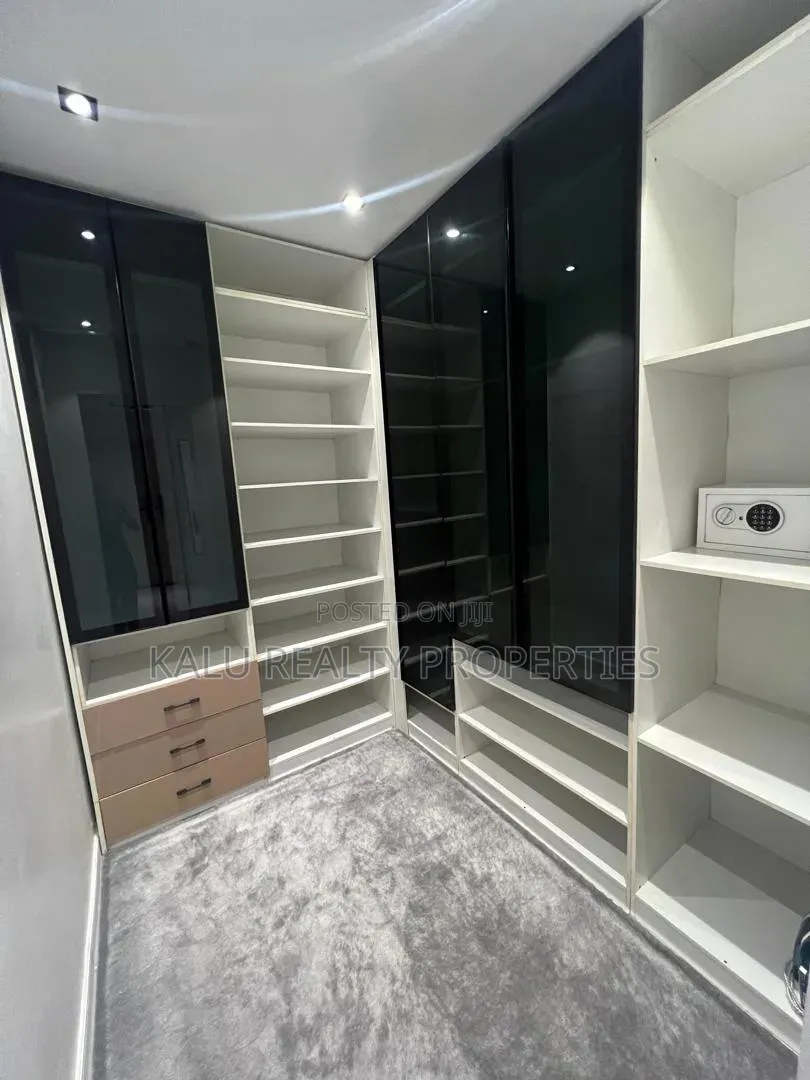Furnished 2bdrm Apartment in Lekki Phase1 for rent in Lekki Phase 1