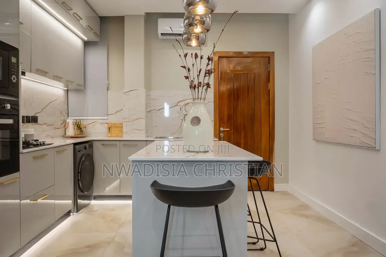 2 Bedroom Apartment at Lekki in Ilaje / Lekki