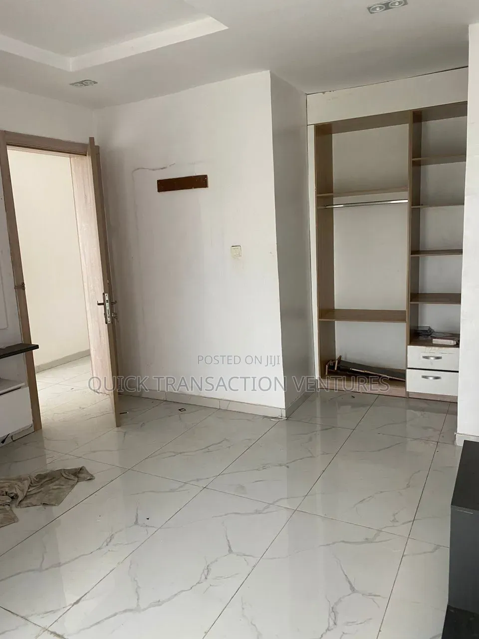 4bdrm Duplex in Ikota Gra for sale in Ikota