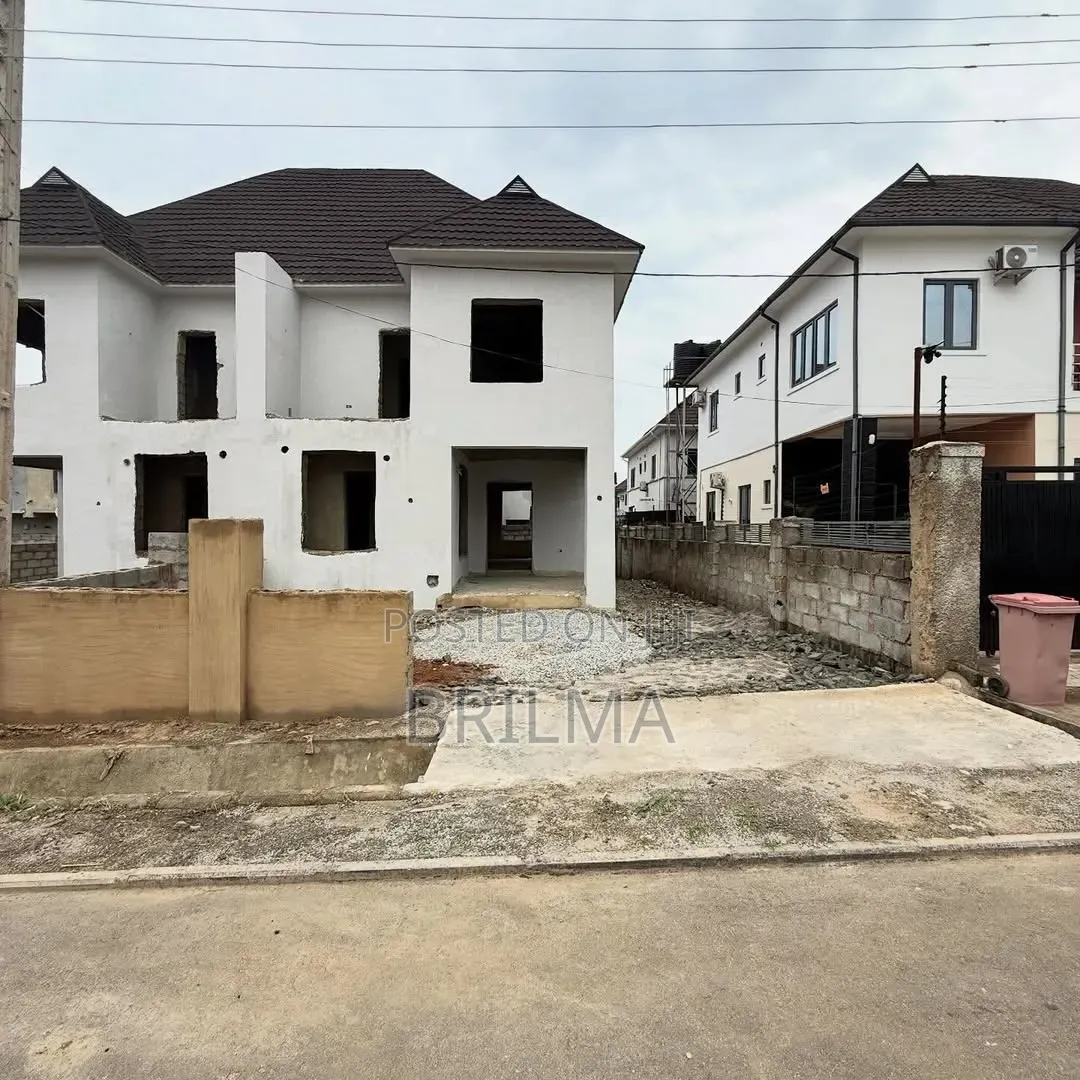 3bdrm Duplex in Kubwa for sale in Kubwa