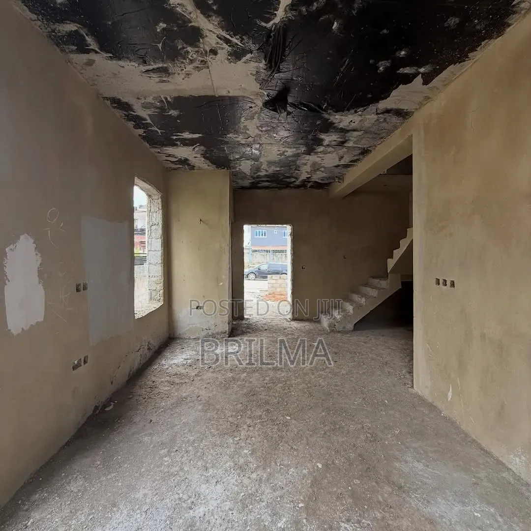3bdrm Duplex in Kubwa for sale in Kubwa