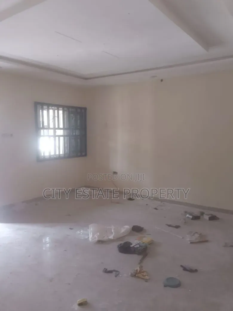 2bdrm Block of Flats in Redeem Estate, Rukpokwu for rent in Rukpokwu