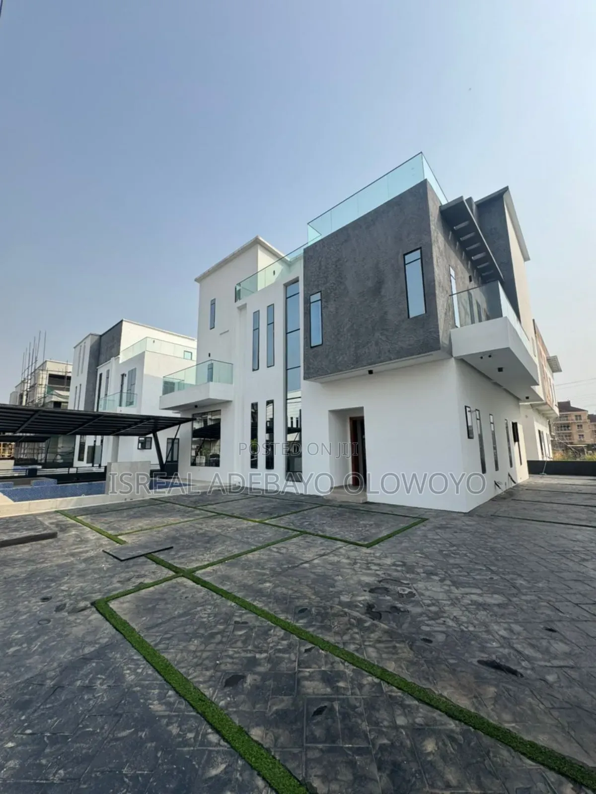 5bdrm Duplex in Lekki Phase 1 for sale in Lekki Phase 1