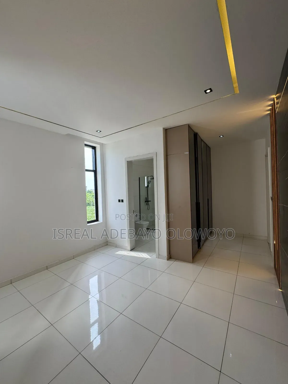 5bdrm Duplex in Lekki Phase 1 for sale in Lekki Phase 1
