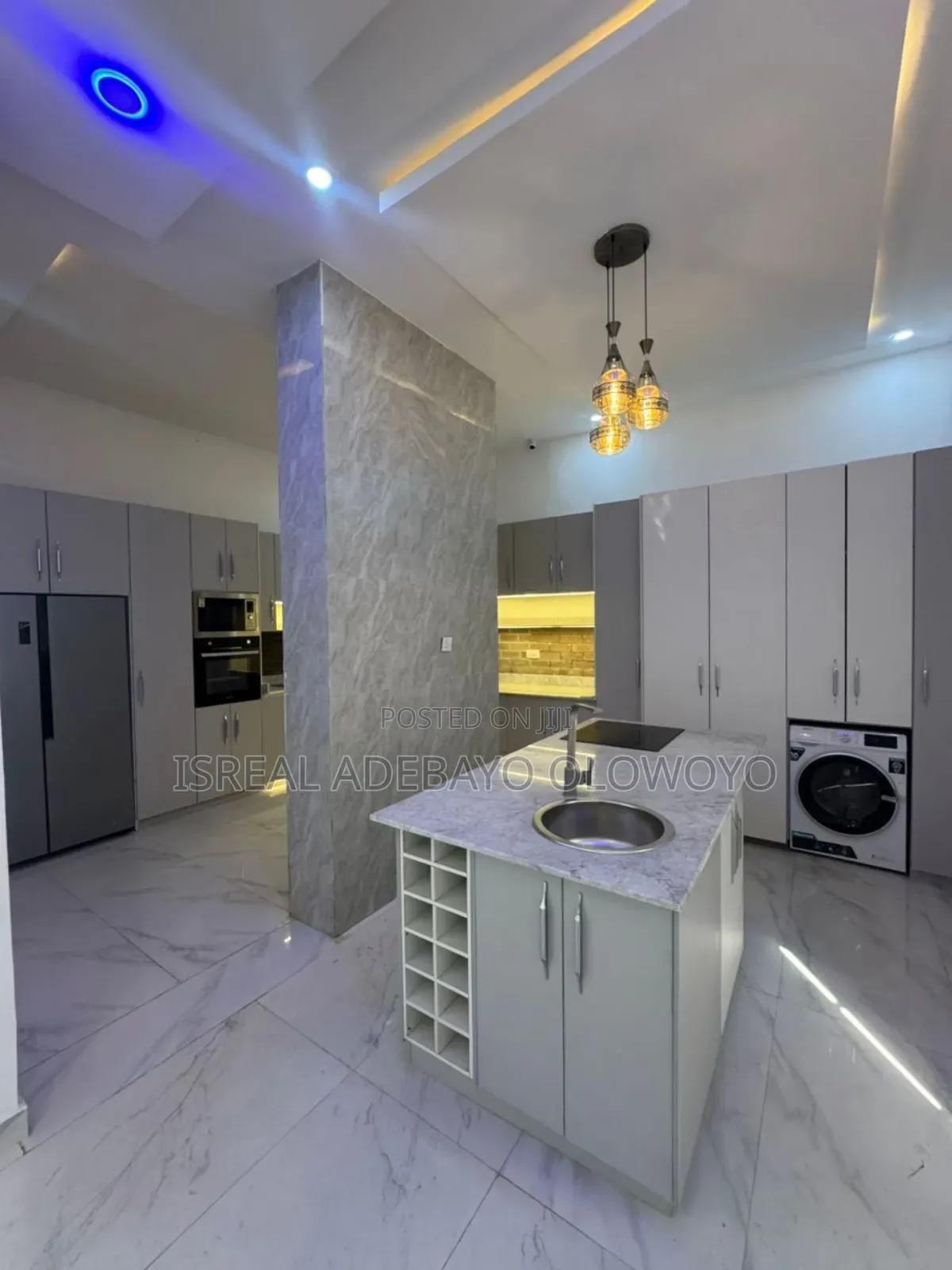 5bdrm Duplex in Lekki Phase 1 for sale in Lekki Phase 1