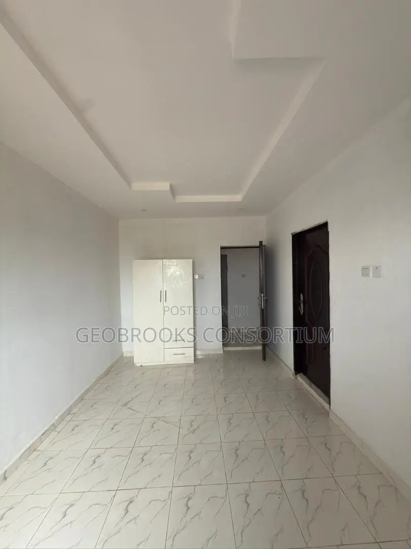 Commercial 3-Bedroom Office Spaces to Let – Akala Express, Ibadan in Akala Express