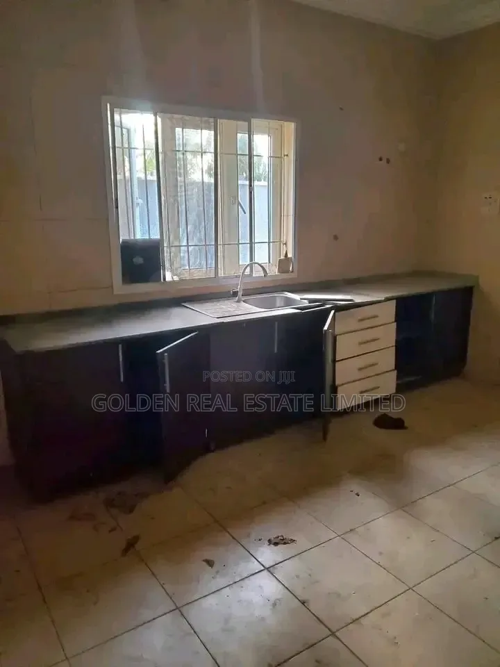 5bdrm Duplex in Asokoro for sale in Asokoro