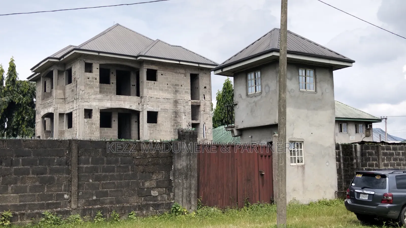 6bdrm Block of Flats in Elelenwo , Near Mtn for sale in Elelenwo