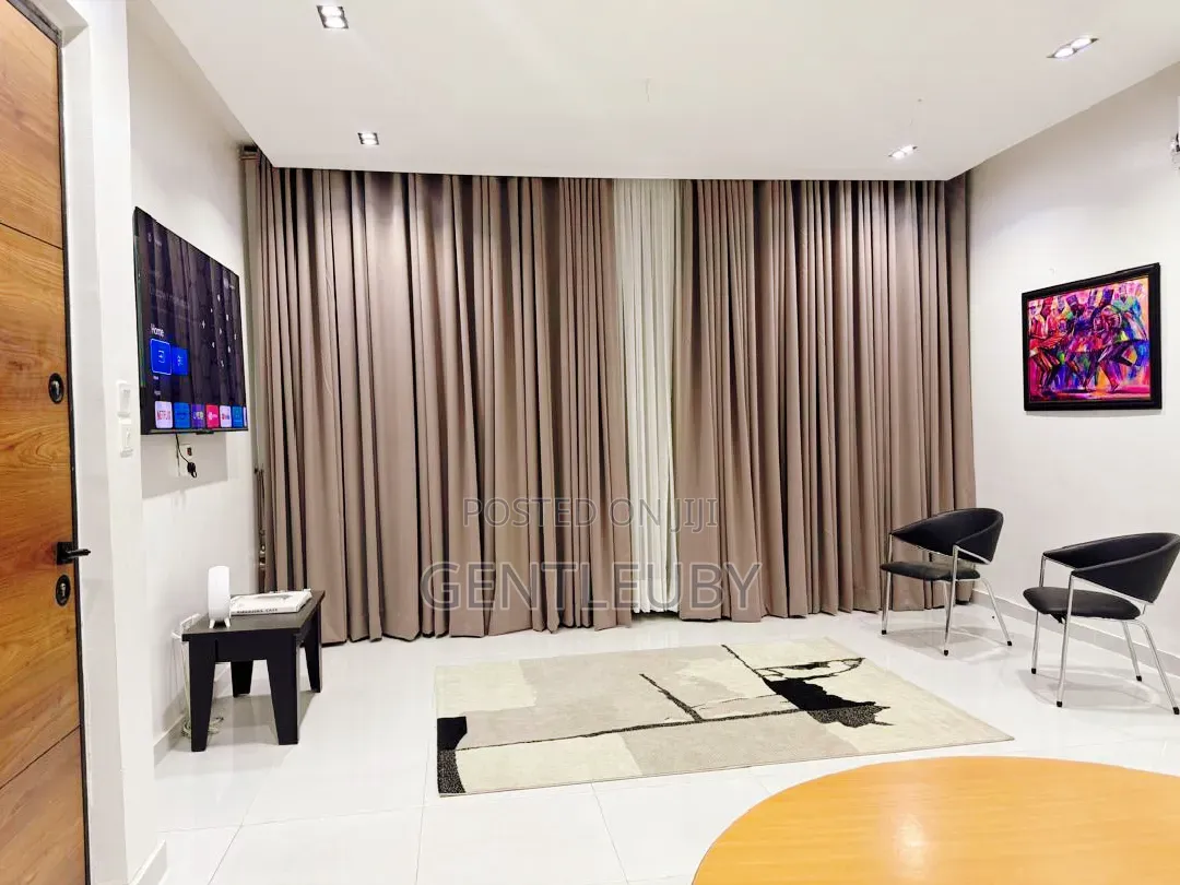 Furnished 2bdrm Apartment in Ologolo, Lekki Phase 2 for rent in Lekki Phase 2