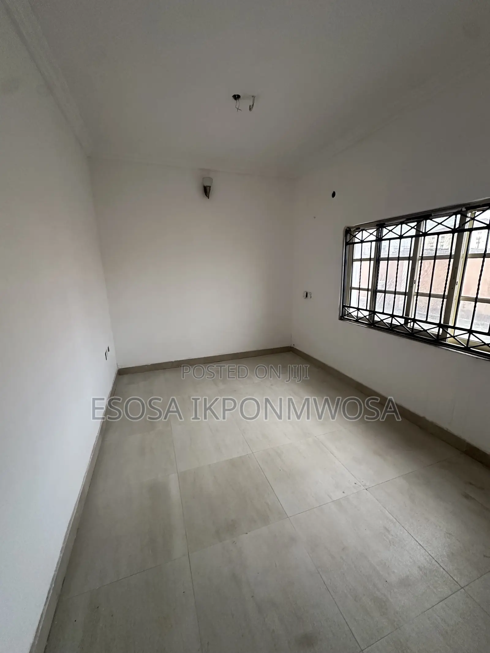 4bdrm Shared Apartment in Ajiran Mews, Chevron for rent in Chevron