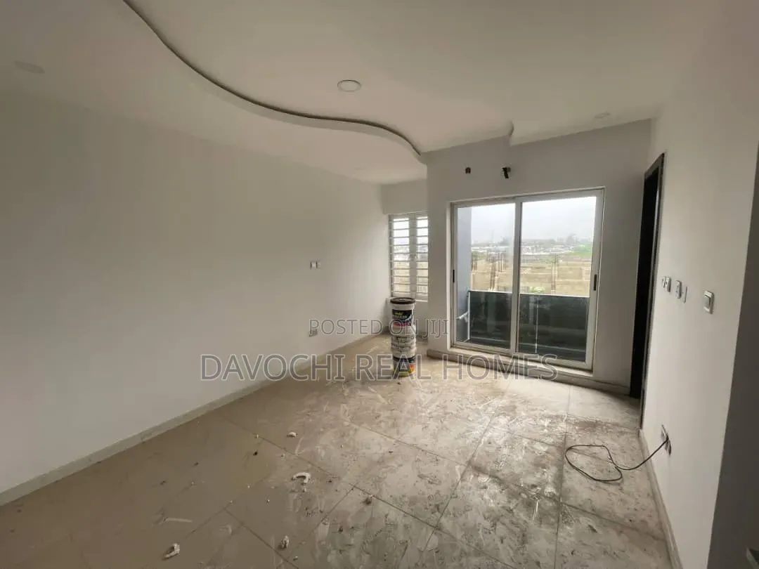 4bdrm Duplex in Lekki Phase 1 for rent in Lekki Phase 1