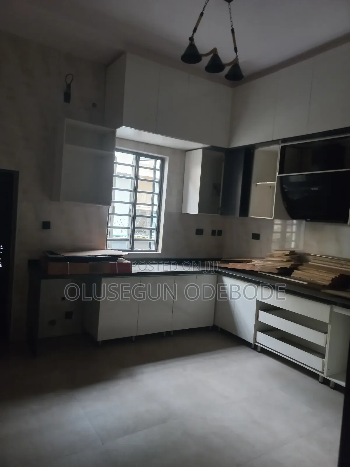 5bdrm Duplex in Omole Phase 2 for sale in Omole Phase 2