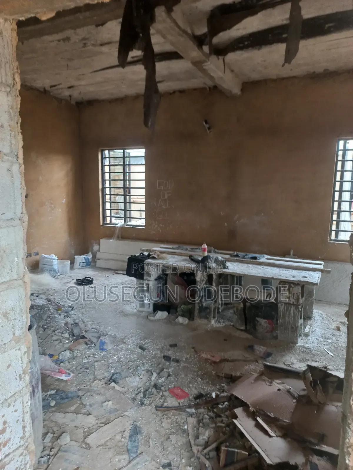 5bdrm Duplex in Omole Phase 2 for sale in Omole Phase 2