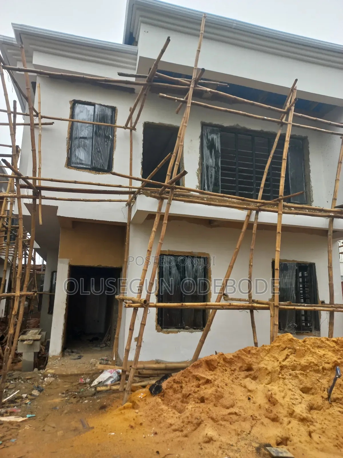 5bdrm Duplex in Omole Phase 2 for sale in Omole Phase 2