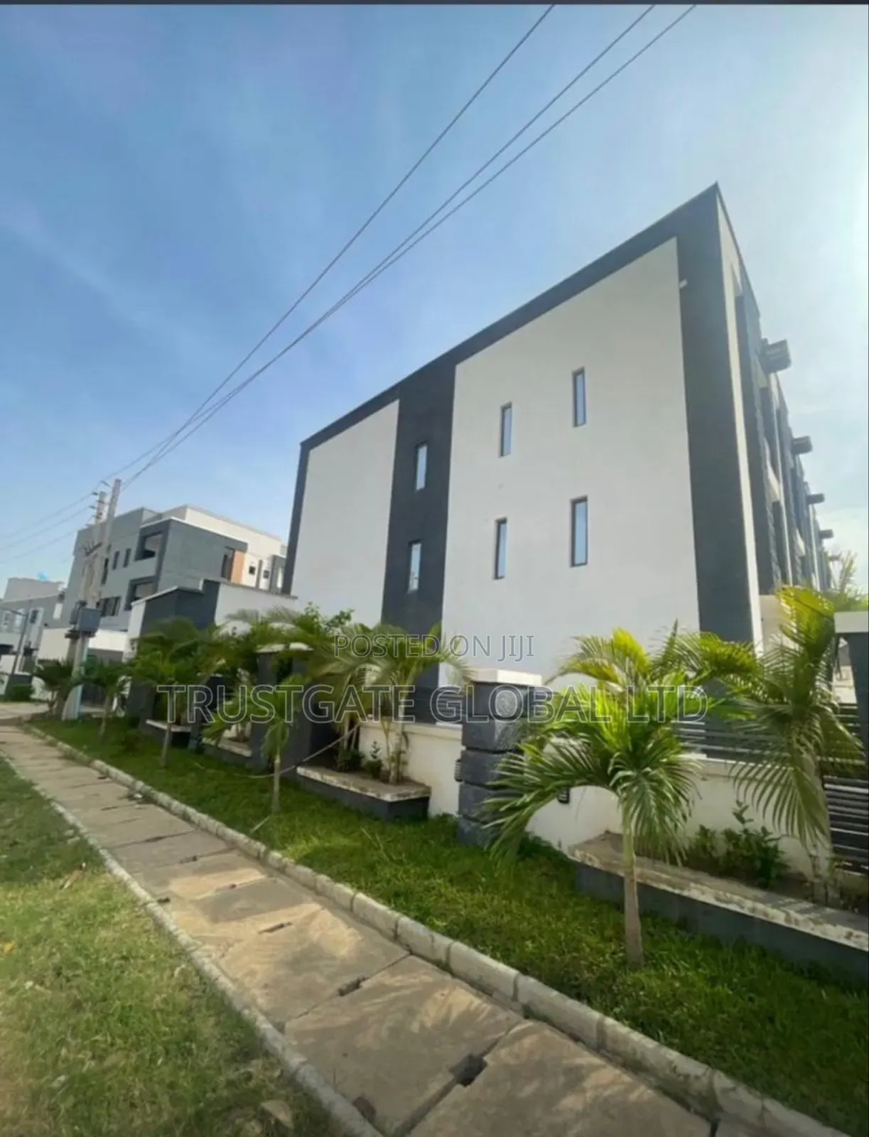 4bdrm Townhouse/Terrace in Life Camp for sale in Life Camp