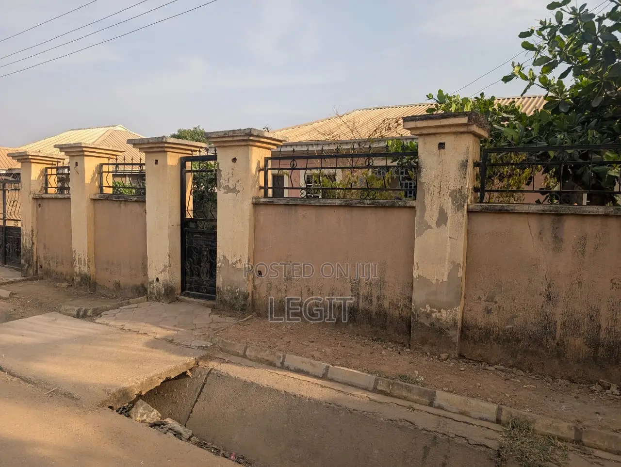 3bdrm Bungalow in Minna for sale in Minna