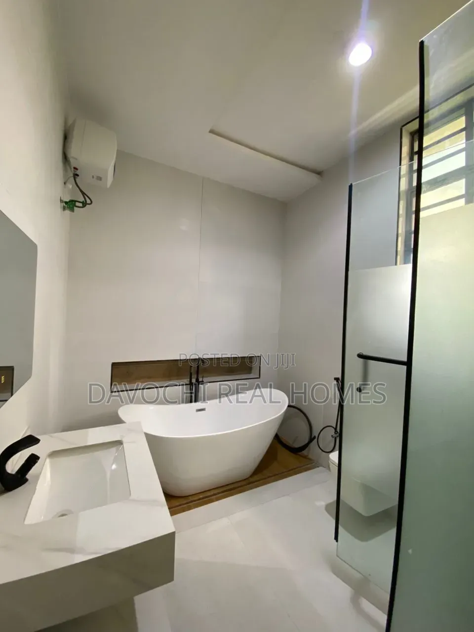 4bdrm Duplex in Sangotedo for sale in Sangotedo