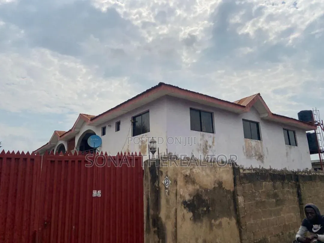 3bdrm Block of Flats in Eleyele for sale in Eleyele