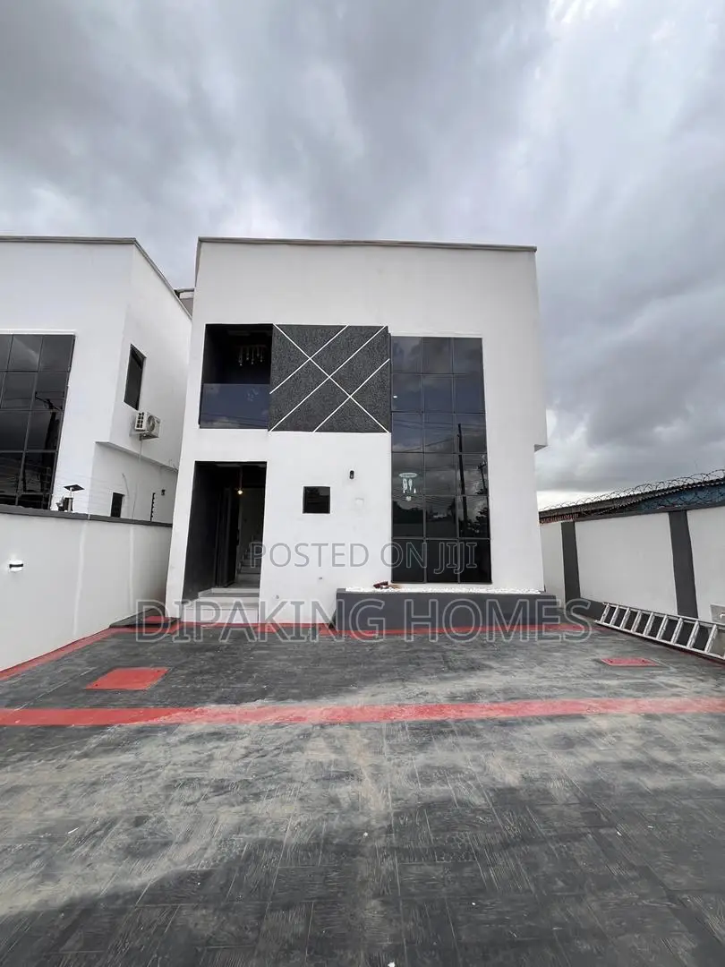 Furnished 4bdrm Duplex in Ikeja for sale in Ikeja