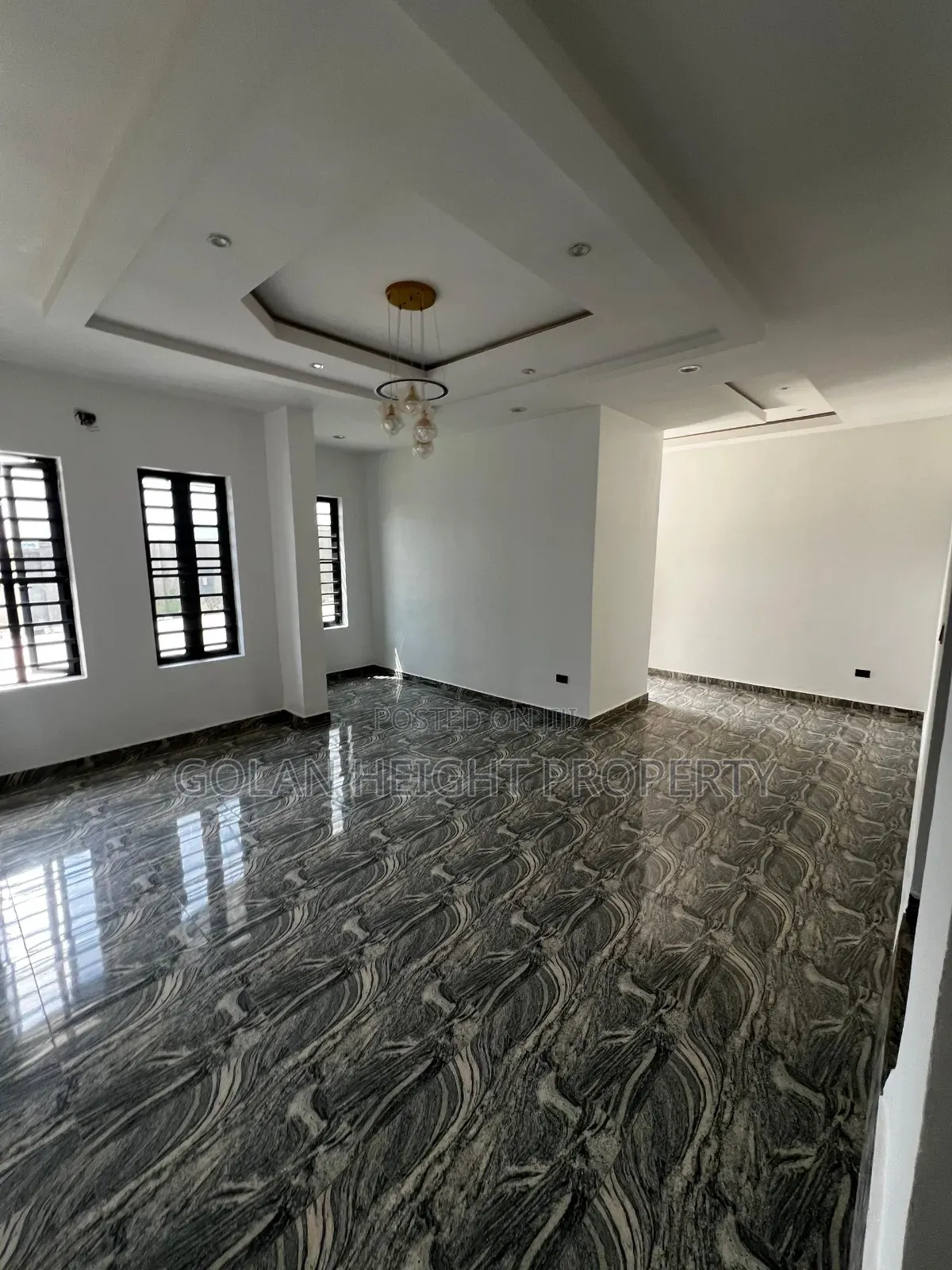 5bdrm Townhouse/Terrace in Lifecamp for sale in Life Camp