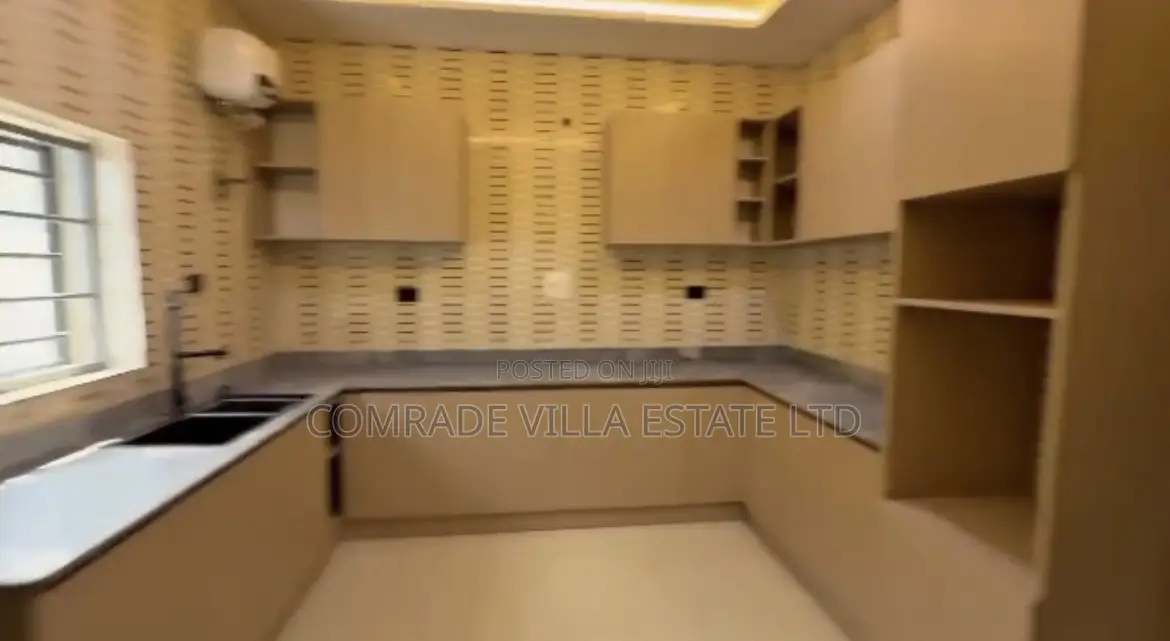 3bdrm Bungalow in Dawaki for sale in Dawaki