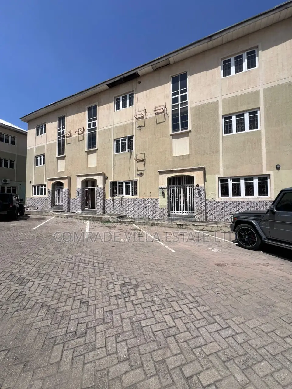 3bdrm Duplex in Idu for sale in Idu