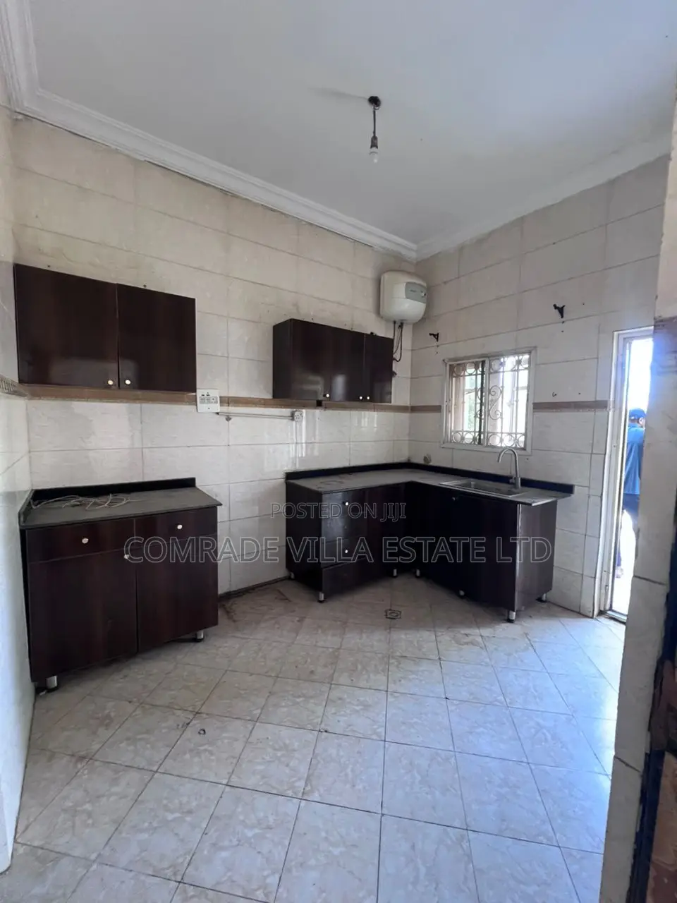 3bdrm Duplex in Idu for sale in Idu