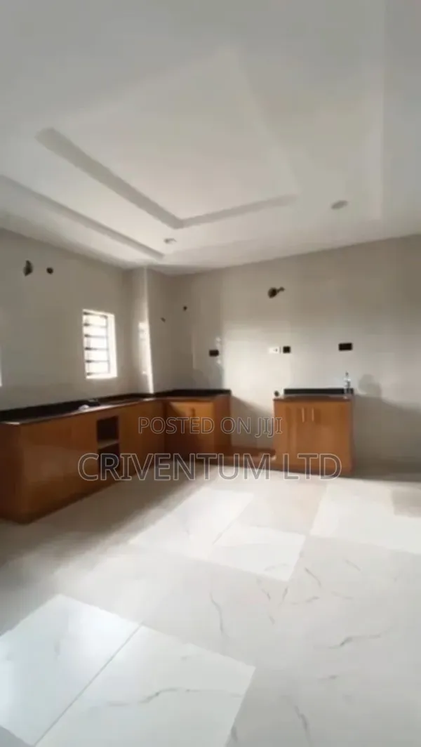 4bdrm Duplex in Gaduwa for sale in Gaduwa