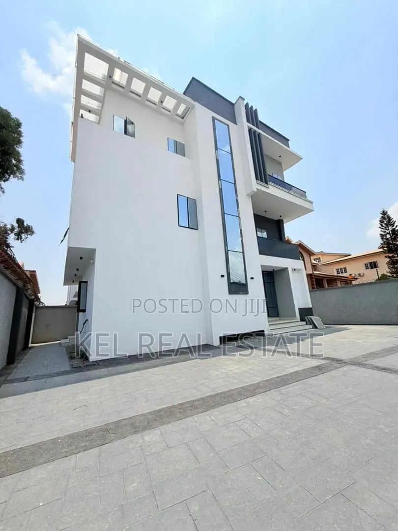 4bdrm Duplex in GRA Phase 1 for sale in GRA Phase 1