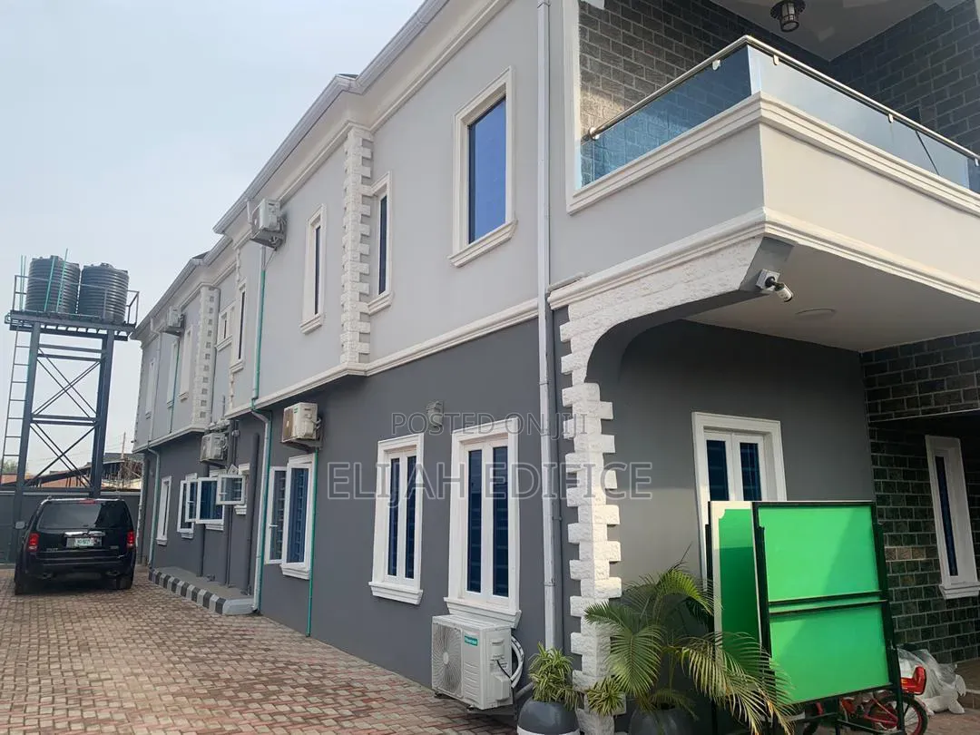 Furnished Mini Flat in Odogunyan, Ikorodu Garage for rent in Ikorodu Garage