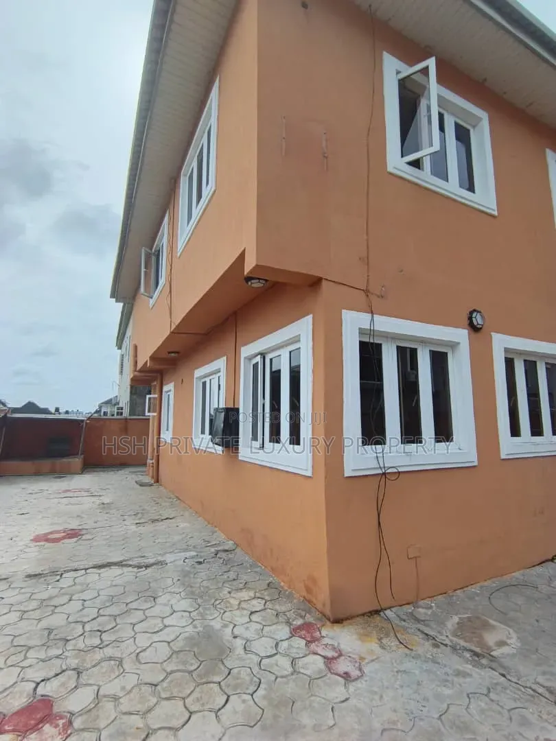 Furnished 5bdrm Duplex in Ogidan Sangotedo for rent in Sangotedo