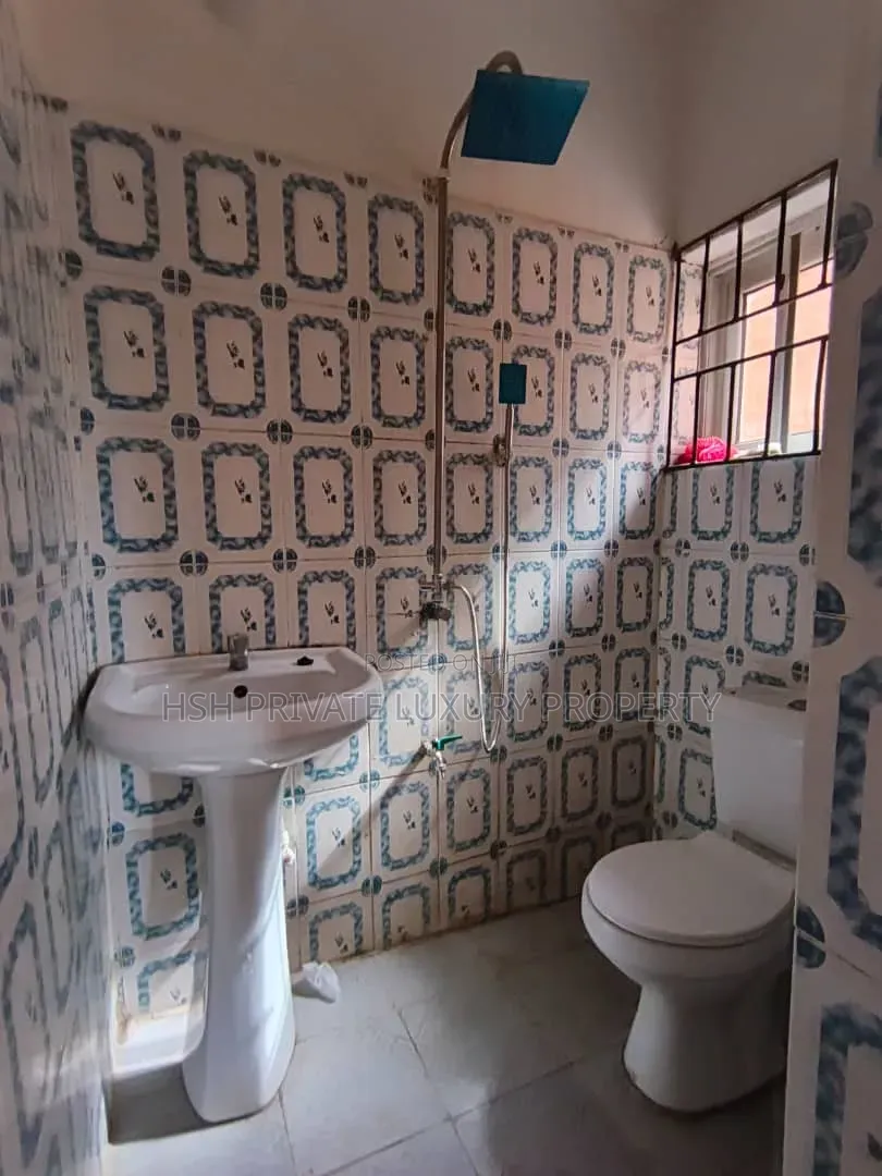 Furnished 5bdrm Duplex in Ogidan Sangotedo for rent in Sangotedo