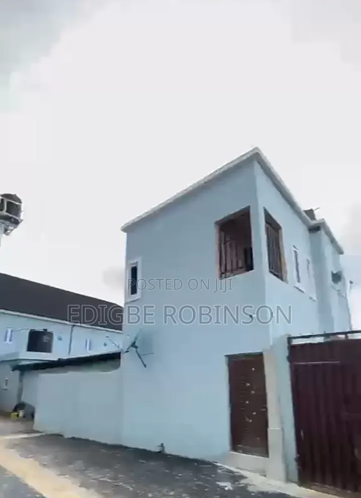 Functional 30 Rooms Hotel for Sale in Port-Harcourt in New Layout