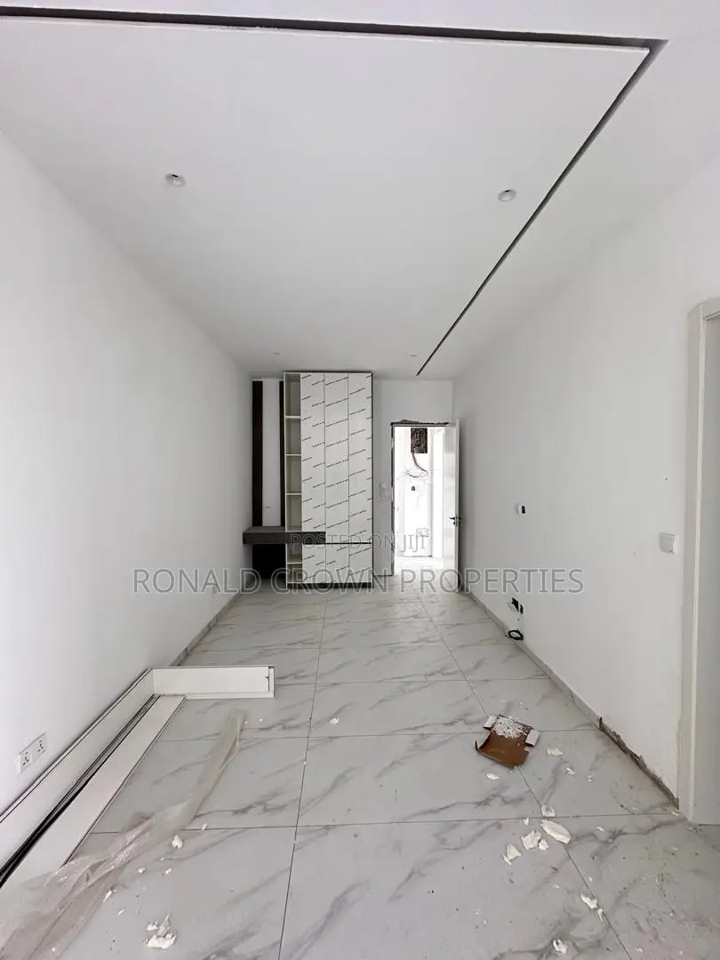 2bdrm Apartment in Lekki Phase 1 for sale in Lekki Phase 1