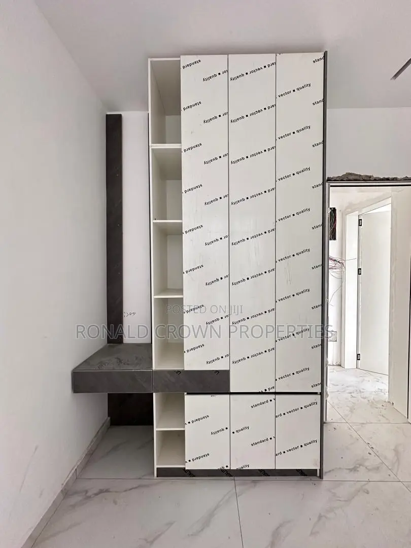 2bdrm Apartment in Lekki Phase 1 for sale in Lekki Phase 1