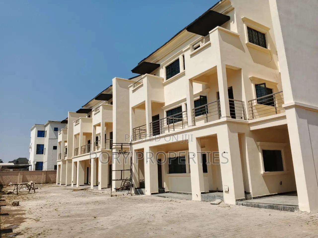 20bdrm Duplex in Jabi for sale in Jabi